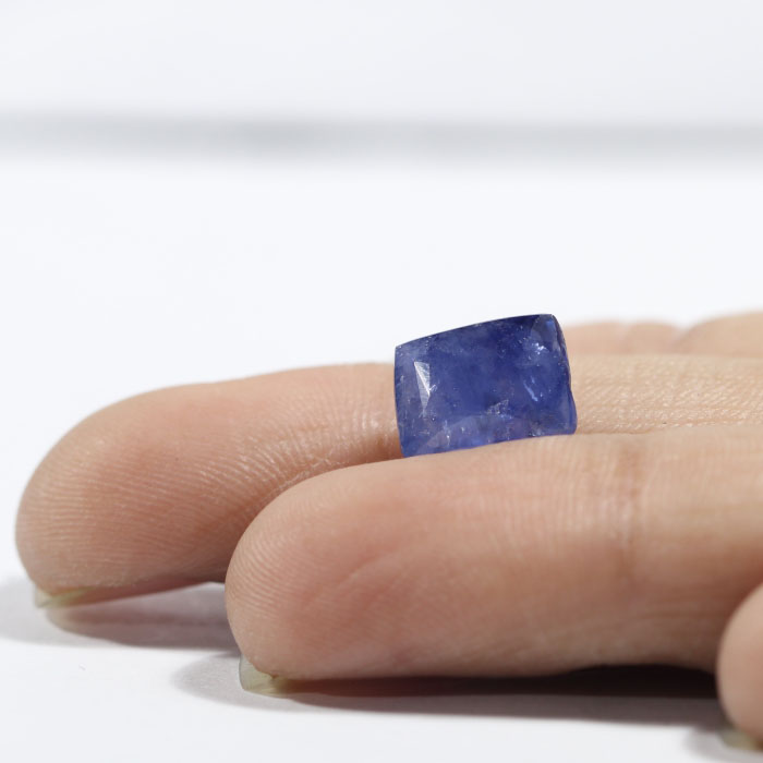 BLUE SAPPHIRE 3.89 Ct.