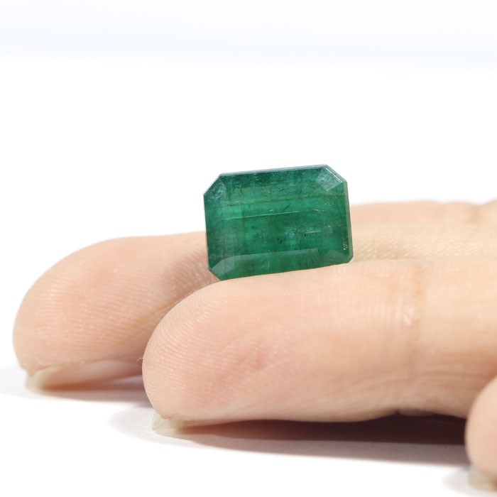 EMRD17990 3 1 EMERALD 6.14 Ct.