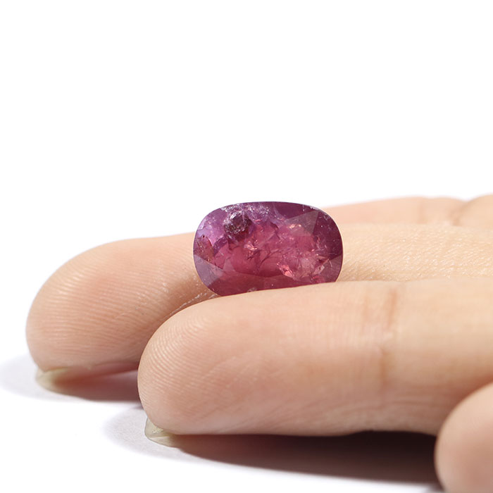 RUBY 4.43 Ct.