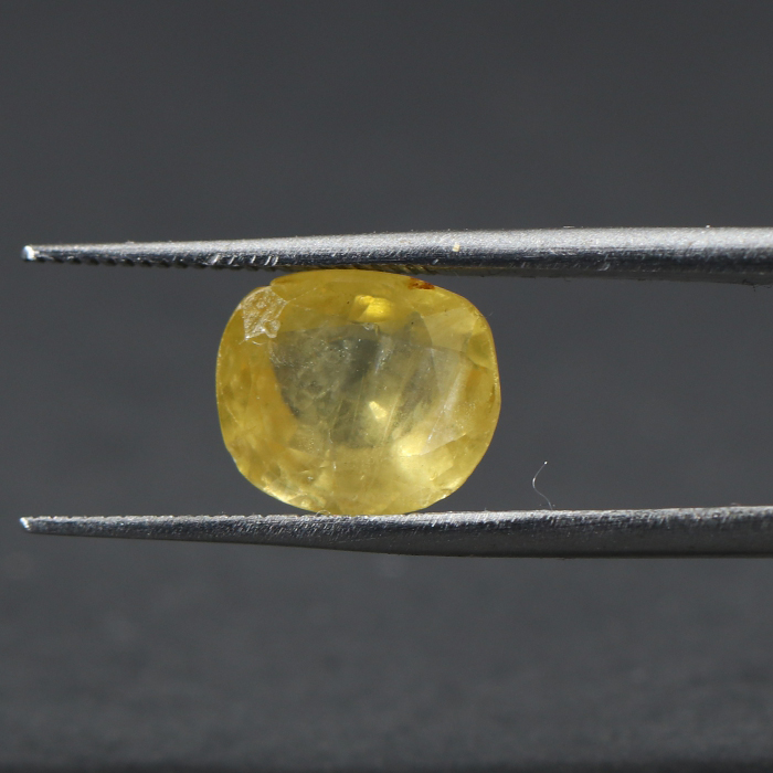 YSP11540 1 1 YELLOW SAPPHIRE 3.43 Ct.