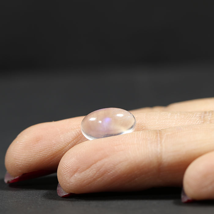 MOONSTONE 4.18 Ct.