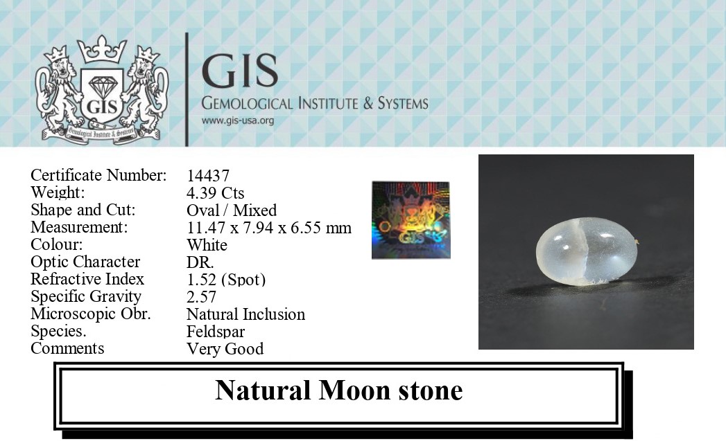 MOONSTONE 4.39 Ct.