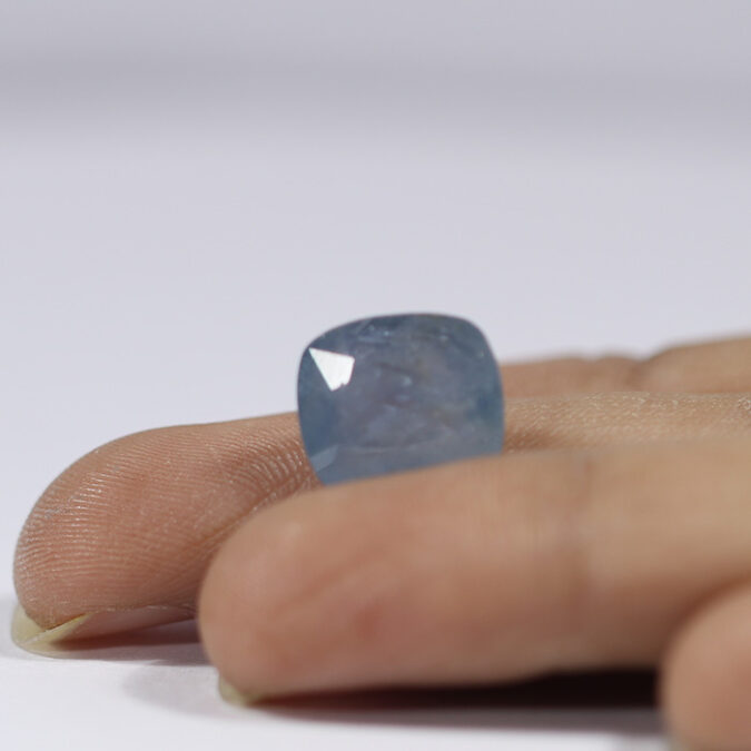 BLUE SAPPHIRE 6.35 Ct. BLUE SAPPHIRE 6.35 Ct.