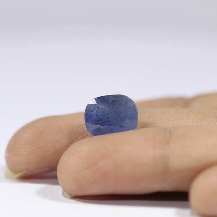 BSP12986 4 1 BLUE SAPPHIRE 4.83 Ct.