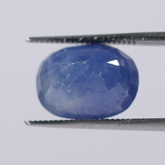 BLUE SAPPHIRE 5.76 Ct.