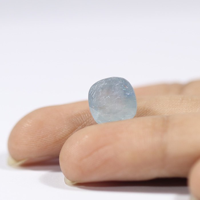 BSP13007 4 1 BLUE SAPPHIRE 5.68 Ct.