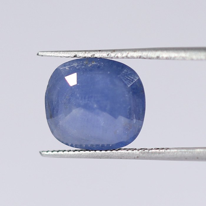 BSP13015 3 1 BLUE SAPPHIRE 4.92 Ct.