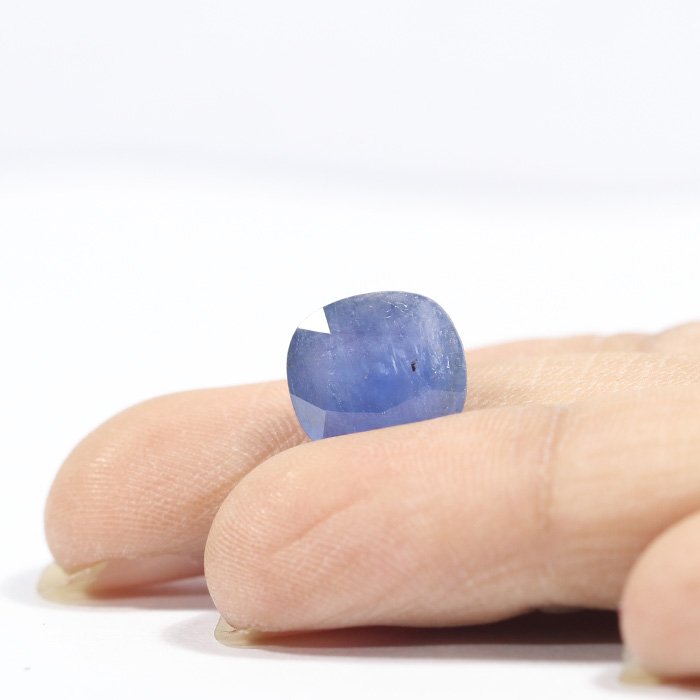 BSP13015 4 1 BLUE SAPPHIRE 4.92 Ct.