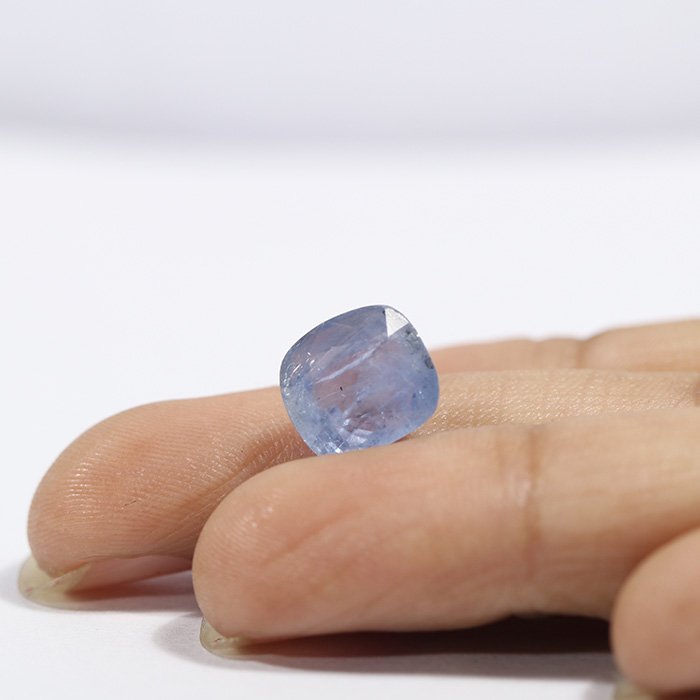 BSP13036 4 1 BLUE SAPPHIRE 5.55 Ct.