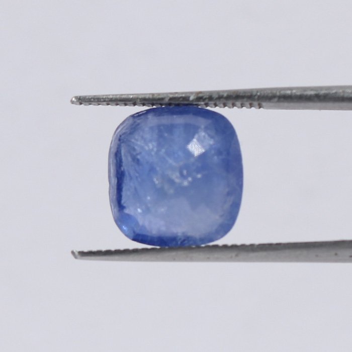 BSP13039 3 1 BLUE SAPPHIRE 4.23 Ct.