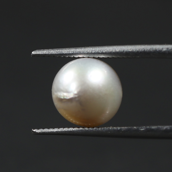 SOUTH SEA PEARL 4.82 Ct.