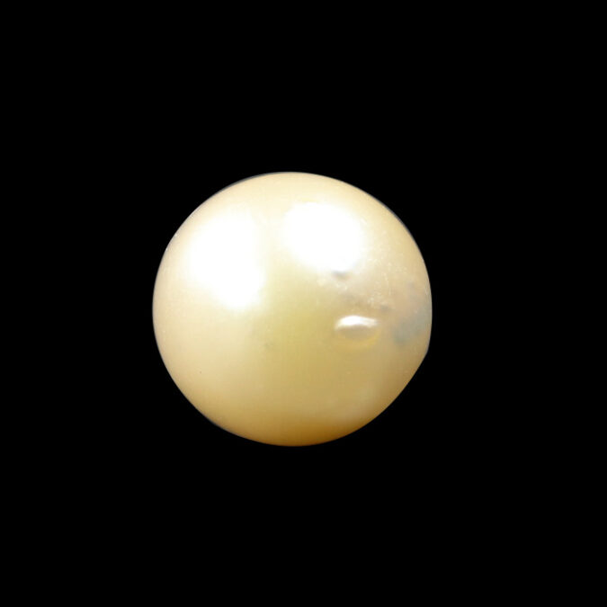 SOUTH SEA PEARL 9.38 Ct.