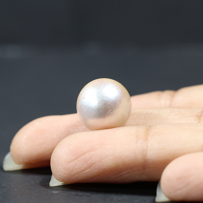 SOUTH SEA PEARL 14.39 Ct.