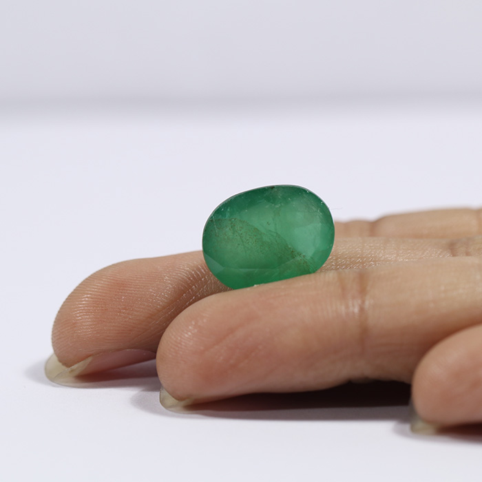 EMERALD 8.68 Ct. EMERALD 8.68 Ct.
