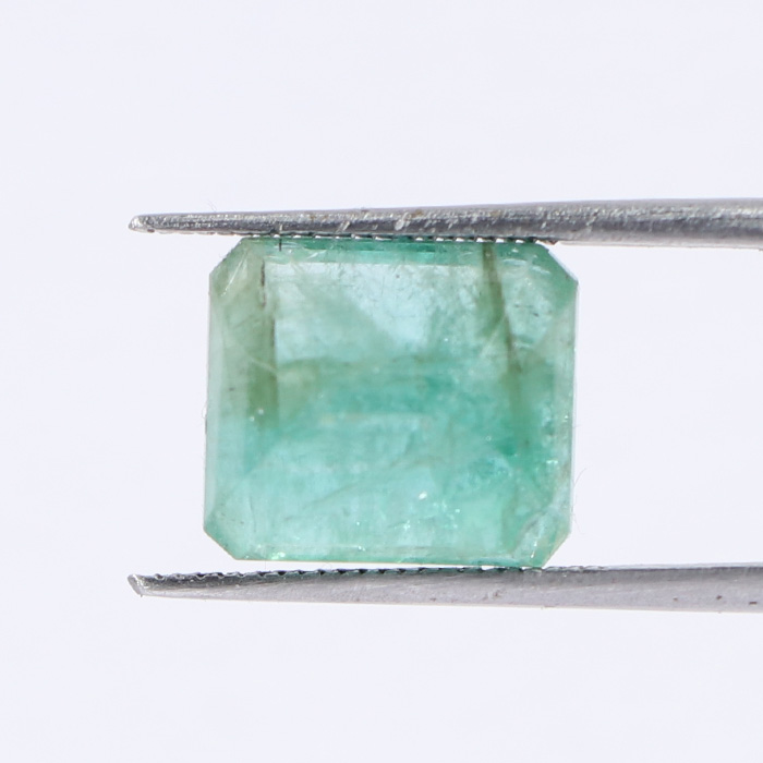 EMERALD 6.57 Ct. EMERALD 6.57 Ct.