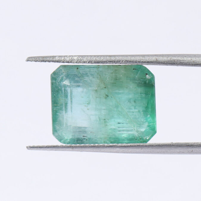 EMERALD 7.44 Ct. EMERALD 7.44 Ct.