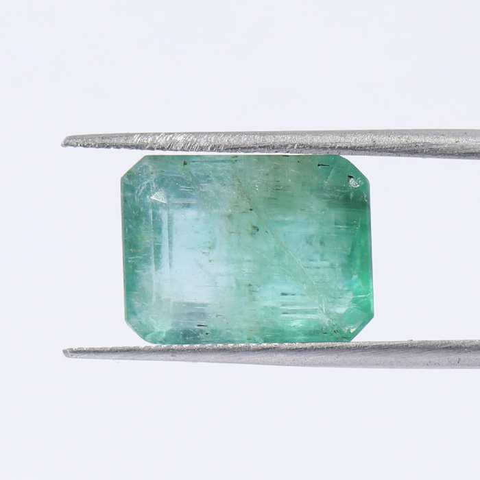 EMERALD 7.44 Ct. EMERALD 7.44 Ct.