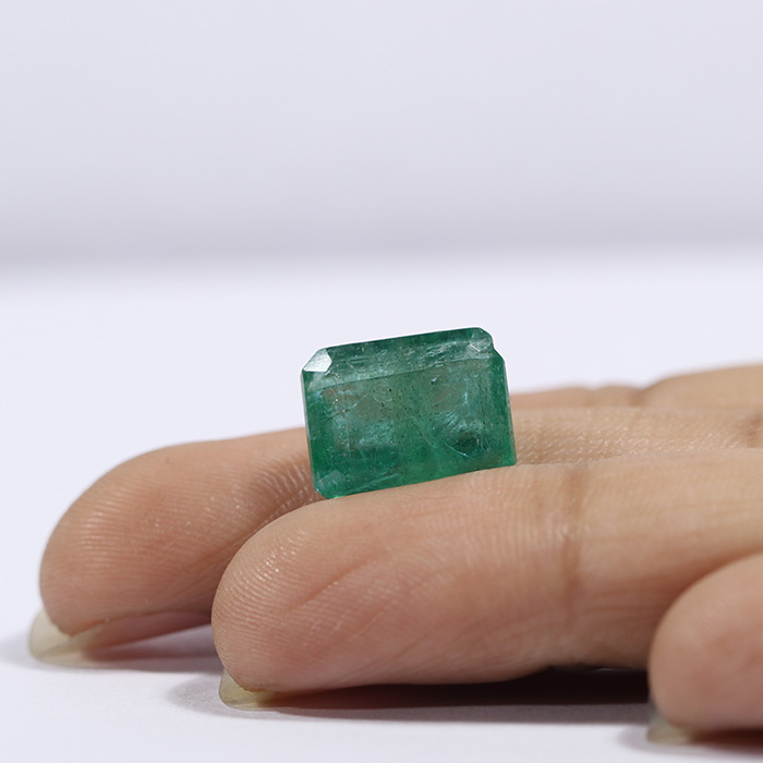 EMRD18303 3 1 EMERALD 6.6 Ct.