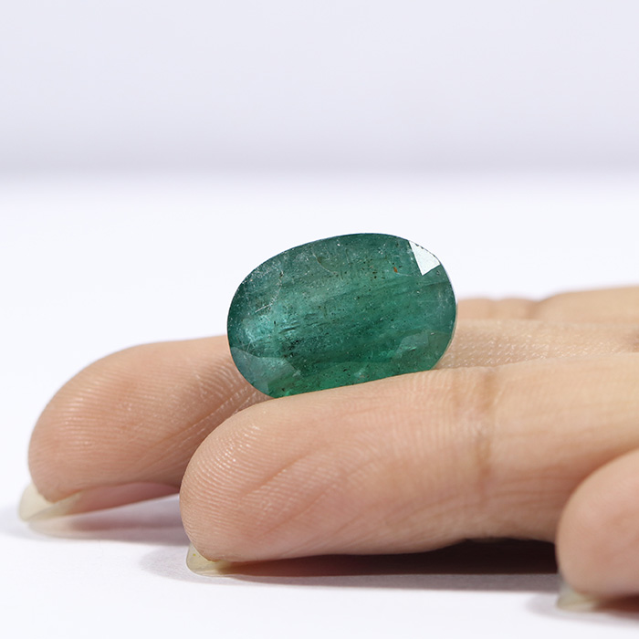 EMERALD 10.55 Ct. 4 EMRD18310 3 1 EMERALD 10.55 Ct.