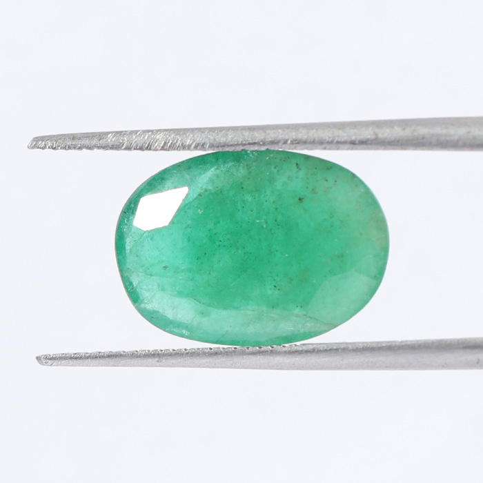 EMERALD 3.65 Ct. EMERALD 3.65 Ct.