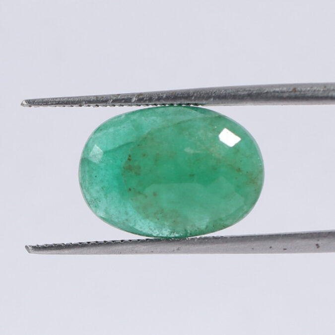EMERALD 3.65 Ct. EMERALD 3.65 Ct.