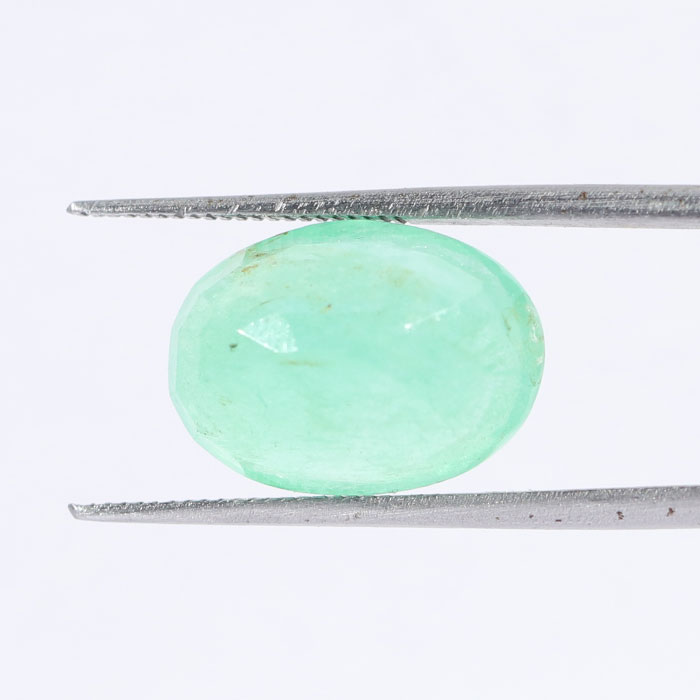 EMERALD 7.9 Ct.