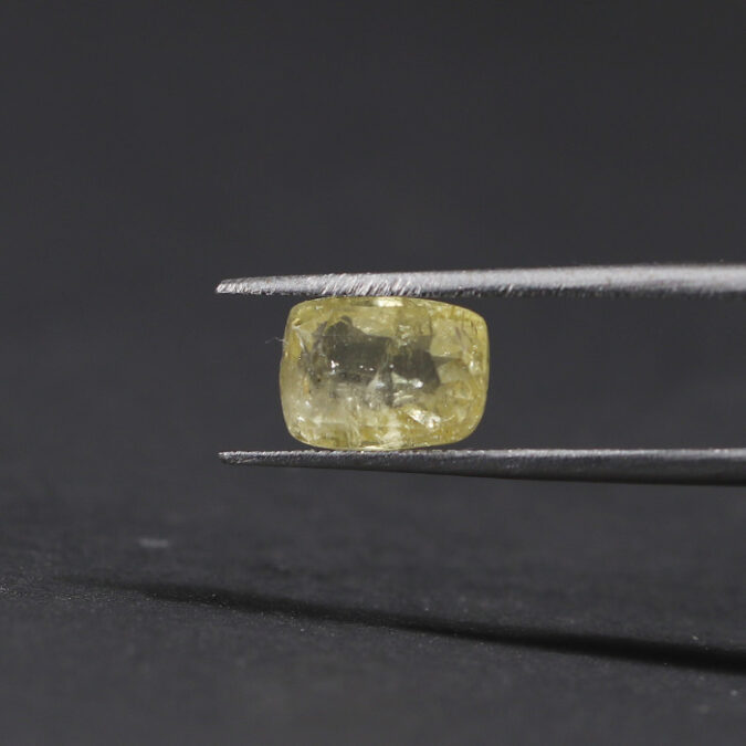 YSP12199 1 1 YELLOW SAPPHIRE 2.83 Ct.