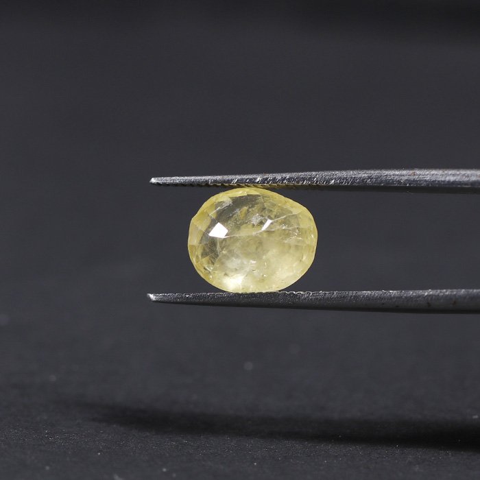 YSP12266 2 1 YELLOW SAPPHIRE 3.85 Ct.