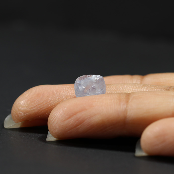 BSP13195 3 1 BLUE SAPPHIRE 3.48 Ct.