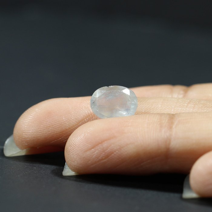 BSP13196 3 1 BLUE SAPPHIRE 4.13 Ct.