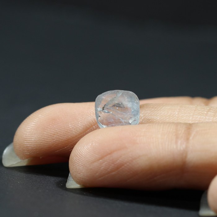 BSP13199 3 1 BLUE SAPPHIRE 2.91 Ct.