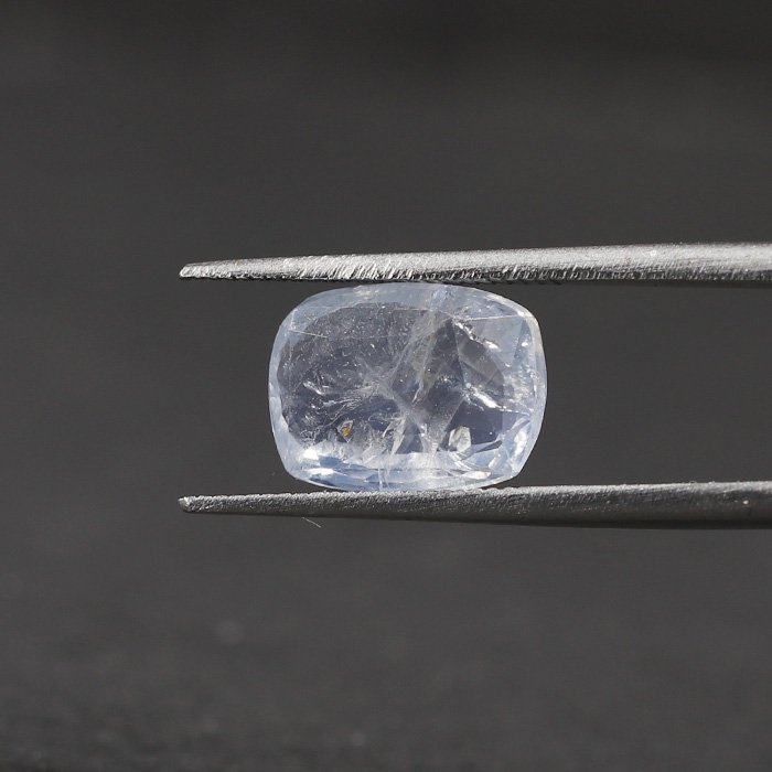 BSP13201 1 1 BLUE SAPPHIRE 4.19 Ct.