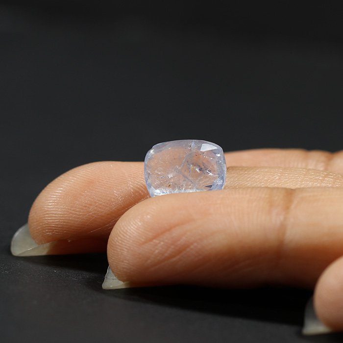 BSP13201 3 1 BLUE SAPPHIRE 4.19 Ct.