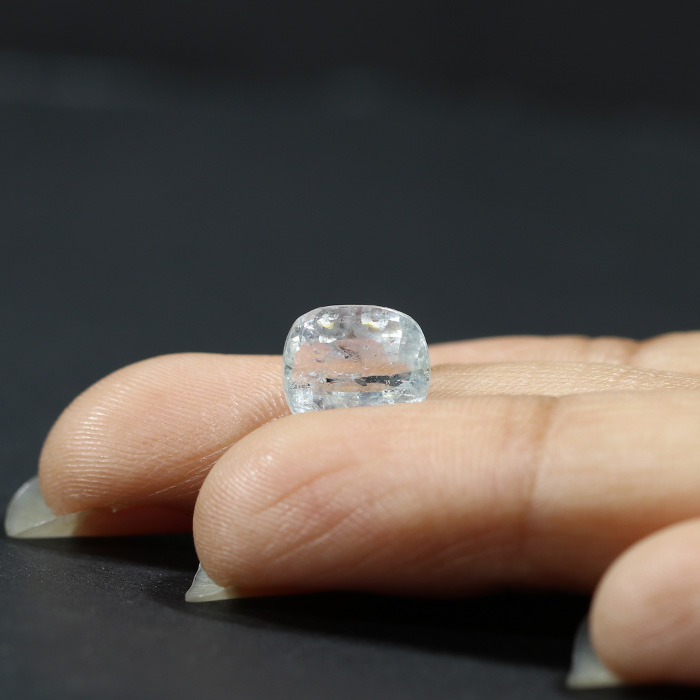 BSP13204 3 1 BLUE SAPPHIRE 3.32 Ct.