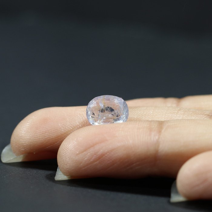BSP13208 3 1 BLUE SAPPHIRE 3.59 Ct.