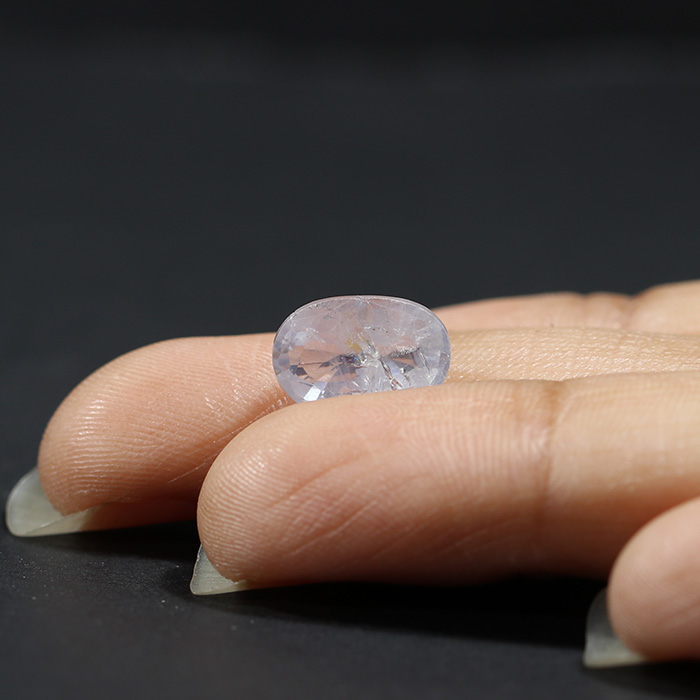 BLUE SAPPHIRE 3.97 Ct. 4 BSP13212 3 1 BLUE SAPPHIRE 3.97 Ct.