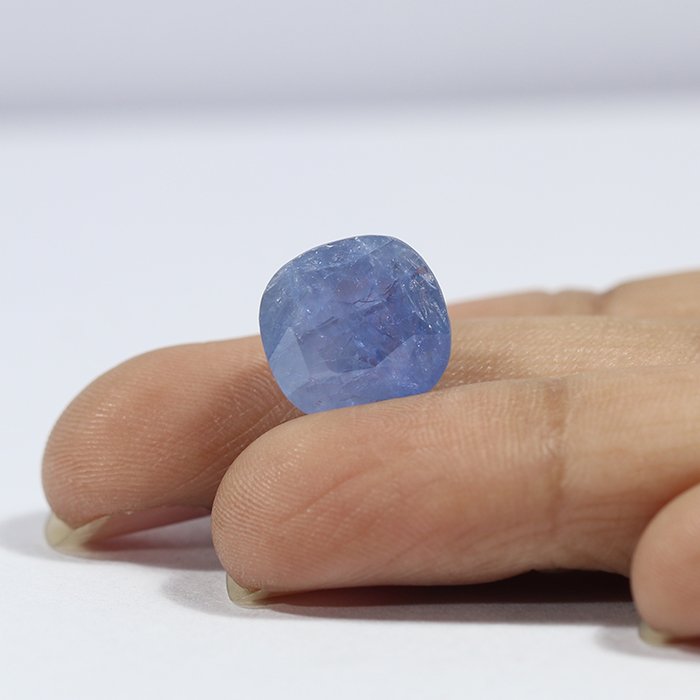 BSP13318 3 1 BLUE SAPPHIRE 10.94 Ct.