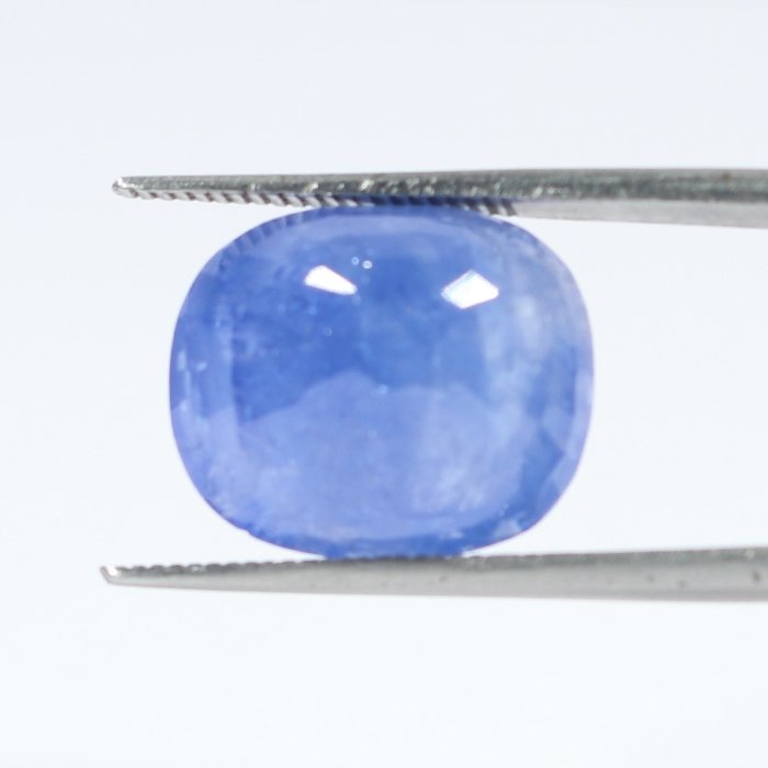 BSP13320 2 1 BLUE SAPPHIRE 10.47 Ct.