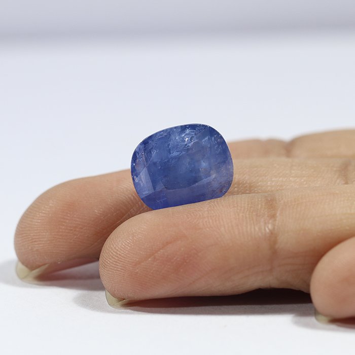 BSP13320 3 1 BLUE SAPPHIRE 10.47 Ct.
