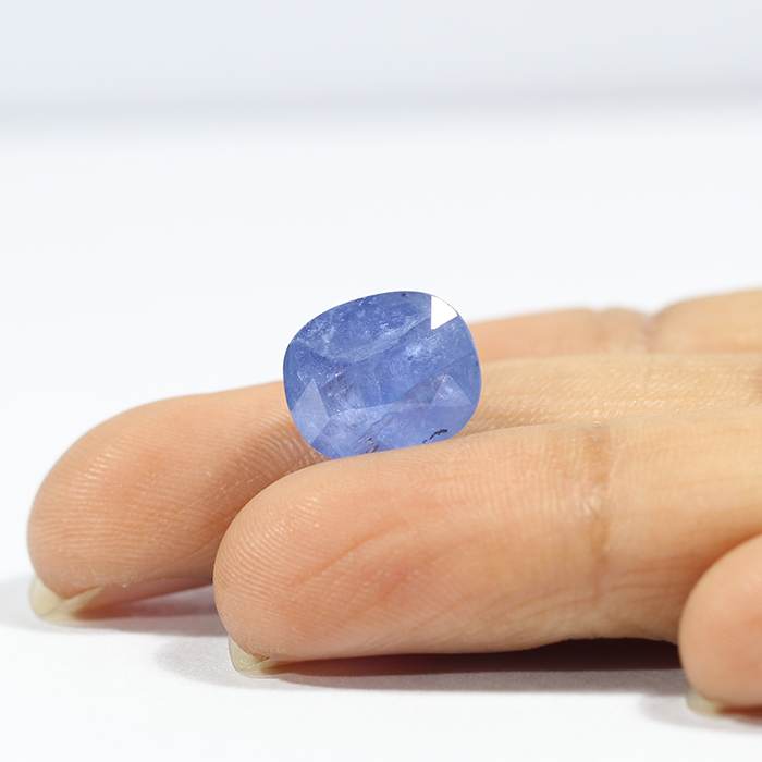 BSP13323 3 1 BLUE SAPPHIRE 8.95 Ct.