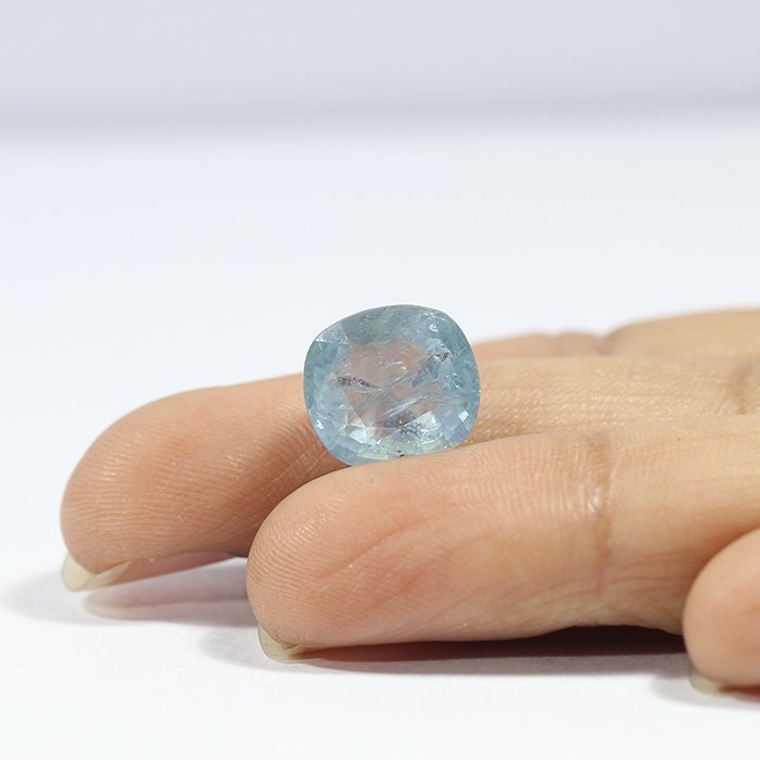 BSP13335 3 1 BLUE SAPPHIRE 7.84 Ct.