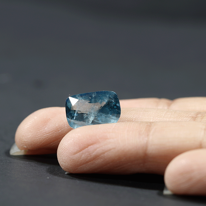 BSP13369 3 1 BLUE SAPPHIRE 7.62 Ct.