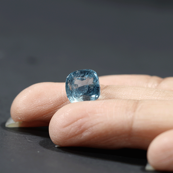 BLUE SAPPHIRE 5.34 Ct.