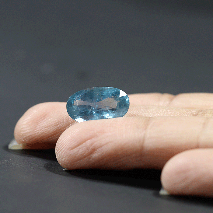 BLUE SAPPHIRE 7.81 Ct.