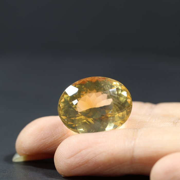 CIT2028 3 6 CITRINE 25.45 Ct.