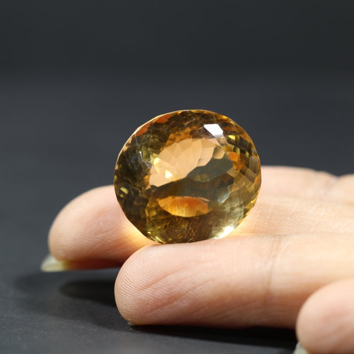 CIT2029 3 6 CITRINE 32.81 Ct.