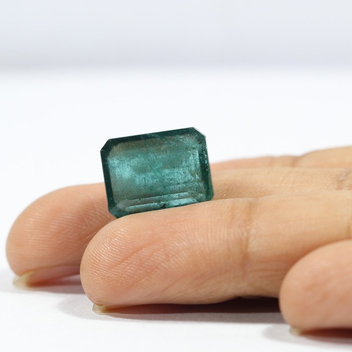 EMRD18385 3 1 EMERALD 8.71 Ct.