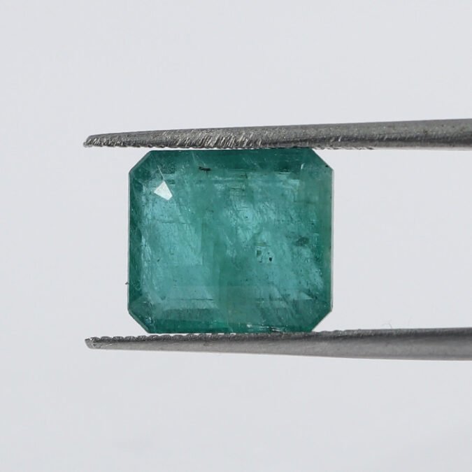EMRD18402 1 1 EMERALD 4.32 Ct.