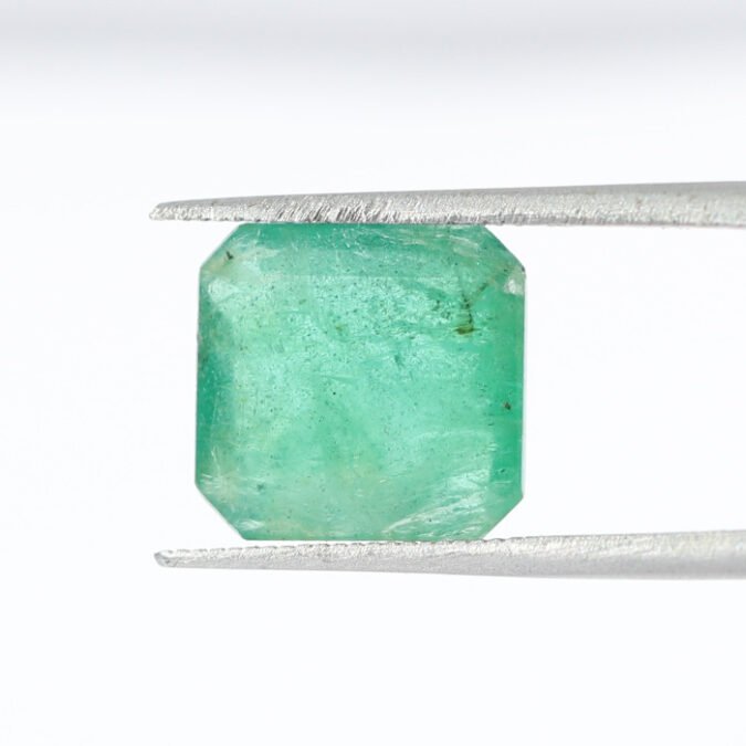 EMRD18427 1 1 EMERALD 4.79 Ct.