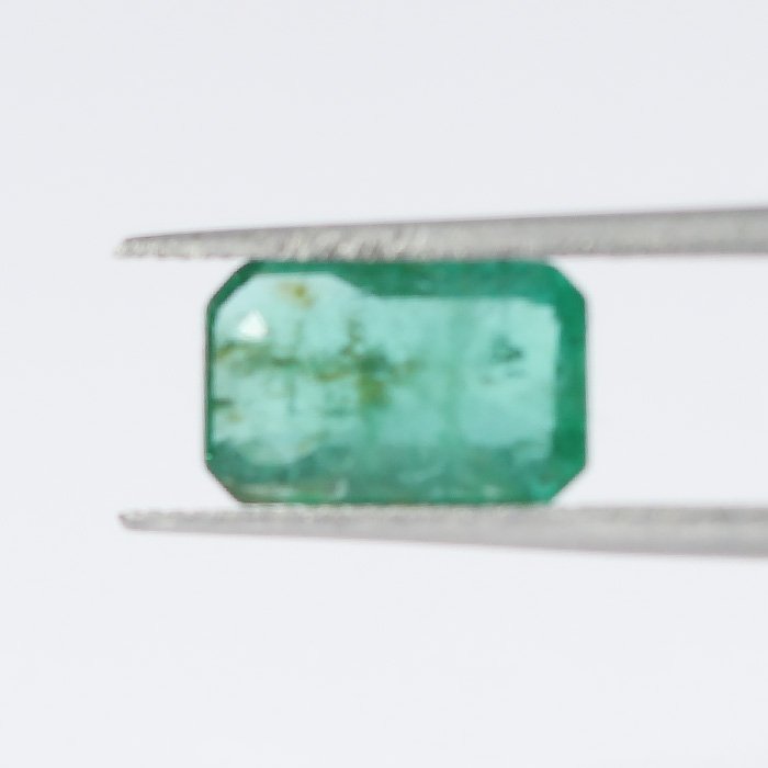 EMRD18436 1 1 EMERALD 2.04 Ct.